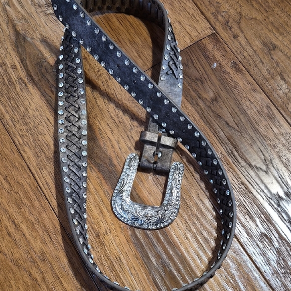 Accessories - Genuine Leather Western-Style Belt with Ornate Buckle - Brown